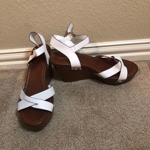 White wedges
